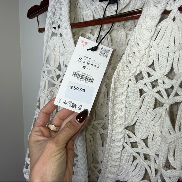 Zara Cream Crochet Macramé Shell Vest - Picture 7 of 8